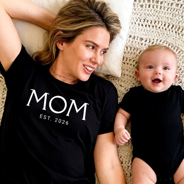 Mamma Etablerade Ny Mamma Present T Shirt (Skapare uppladdad)