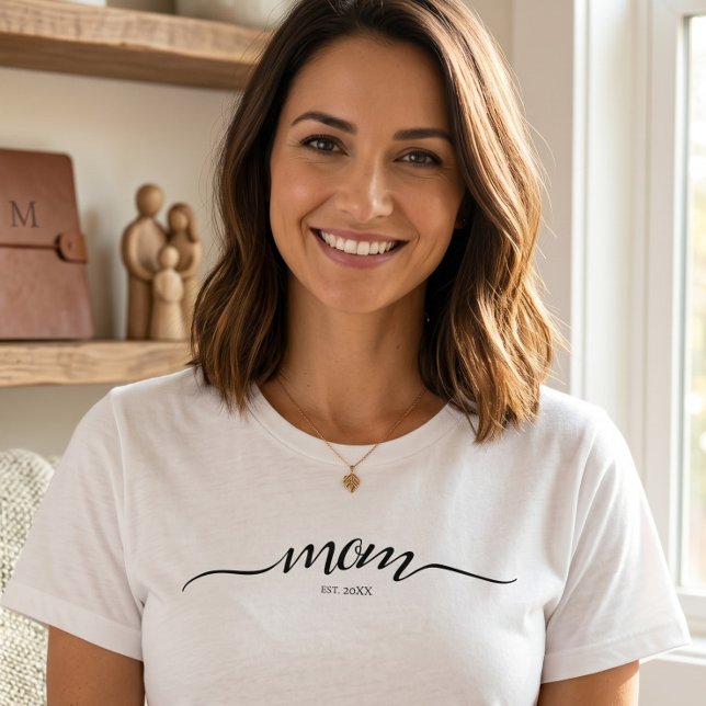Mamma Etablerade Skript Svart År Mor  T Shirt (Skapare uppladdad)