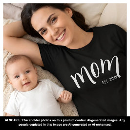 Mamma etablerade vitt manus anpassat år Ny Mamma T Shirt