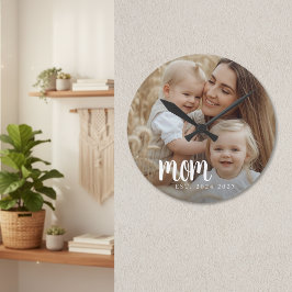 Mamma - etablerat modernt, vitt skriptfoto rund klocka