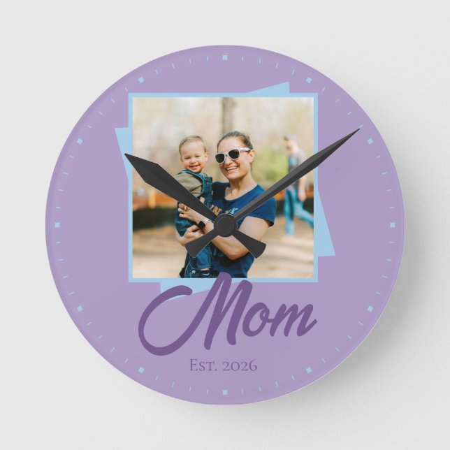 Mamma Grundat År med Anpassad Bild Rund Klocka (Framsida)