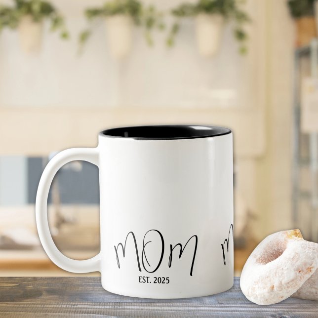 Mamma har etablerat en ny mamma Gift Två-Tonad Mugg (Skapare uppladdad)