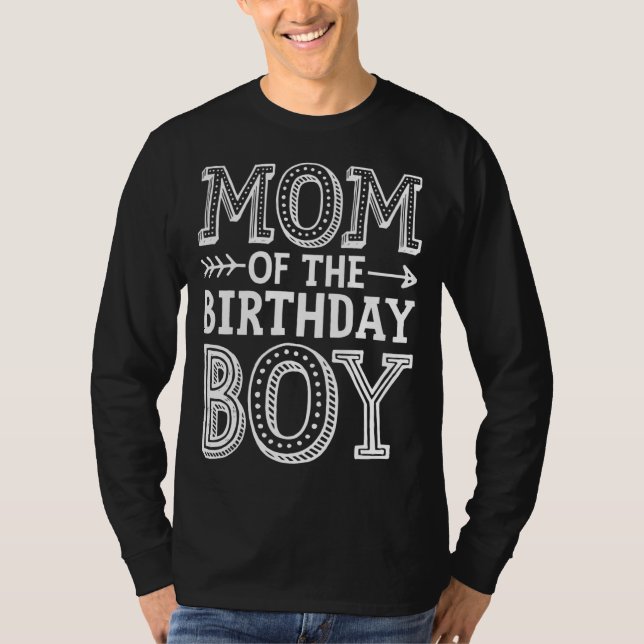 Mamma i Birthday Boy Funny Mor Mamma-familjen M T Shirt (Framsida)