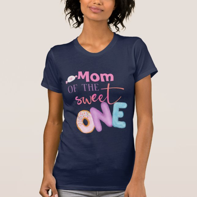 Mamma i den svenska brodern 1:a födelsedagskalan D T Shirt (Framsida)