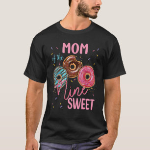 Mamma i den svenska nionde Födelsedagsfesten Donut T Shirt