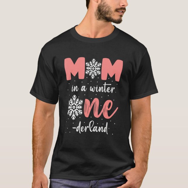 Mamma i födelsedagstjejens vinterland 1 St Bi T Shirt (Framsida)
