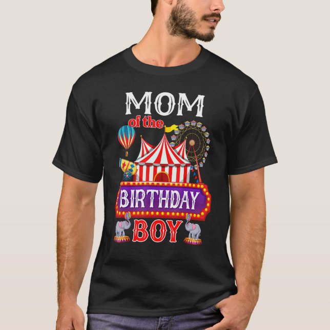 Mamma i födelsedagstjukens Ringmaster Circus-tema  T Shirt (Framsida)