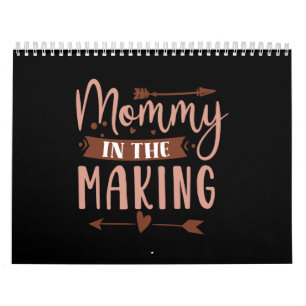 mamma i skapar kalender