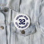 Mamma Jersey-nummer för marin och vit fotboll Knapp<br><div class="desc">Skål på ditt favoritlag, fotbollsspelare eller visa upp ditt pride med en anpassningsbar personlig-spritknapp! Lägg till din skola namn eller anpassa dig med spelarens namn och jersey-nummer. Perfekt för fotboll, basket, baseboll och fotbollsspel! Skapa anpassningsbar stift för hela teamet, cheerleadership, föräldrar och syskon till bära på speldagen. Klicka på Anpassa...</div>