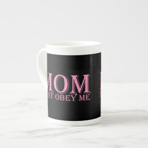 MAMMA (måste lyda mig) Att säga Rosa Benporslin Mugg