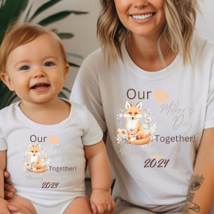 Mamma matchande räv vårt första Mors dag tillsamma T Shirt