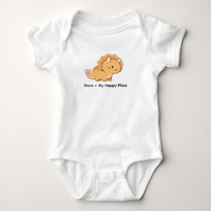 Mamma = Min Lyckliga Plats – Söt Bebis Triceratops T Shirt