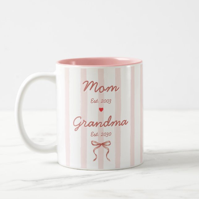 Mamma & Mormor Anpassade datum Rosa ränder Coquett Två-Tonad Mugg (Vänster)