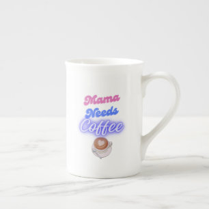 Mamma Needs Coffee Benporslin Mugg