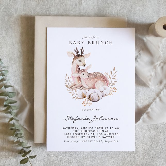 Mamma och Baby Hjort Woodland Baby Brunch Inbjudningar (Woodland theme baby brunch invitation featuring watercolor mommy and baby deer illustration. )