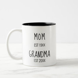 Mamma och New Grandma EST 2020 Mugg
