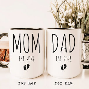 Mamma och Pappa   Anpassad Elegant Skript Baby Avs Mugg