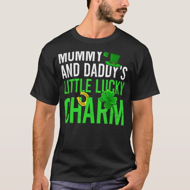Mamma och pappa är Lucky Charm St Patrick S T Shirt (Framsida)