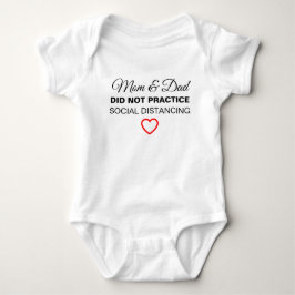 Mamma och Pappa Avstånd inte Social T Shirt
