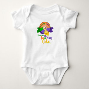 Mamma och pappa hittade mig i en Kung Cake Baby T Shirt