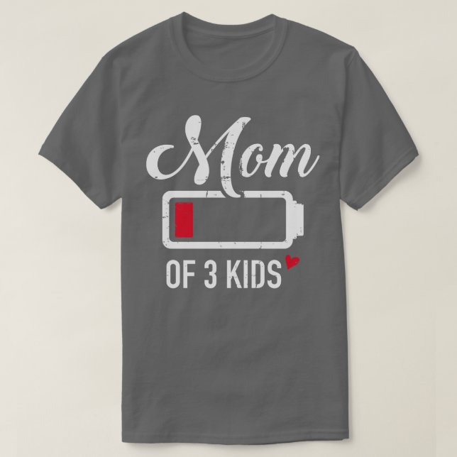 Mamma på 3 barn med låg batteritid t shirt (Design framsida)