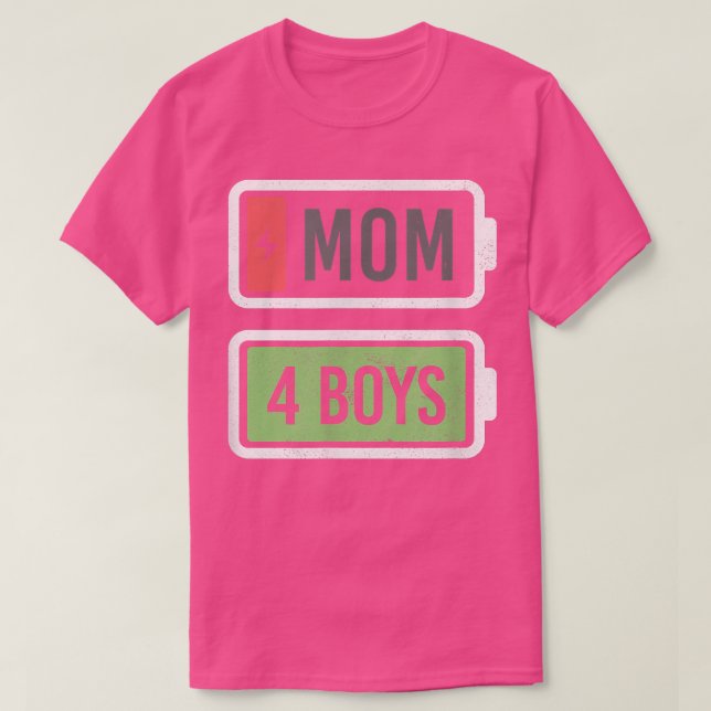 Mamma på 4 pojkar Låg batteriladdning Funny Mammor T Shirt (Design framsida)