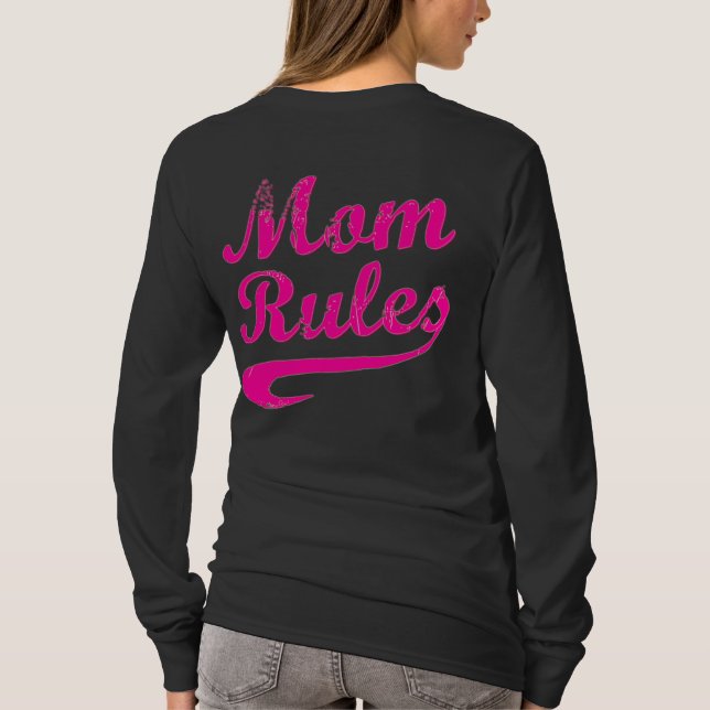 Mamma Regler Lustigt T-shirt (Baksida)