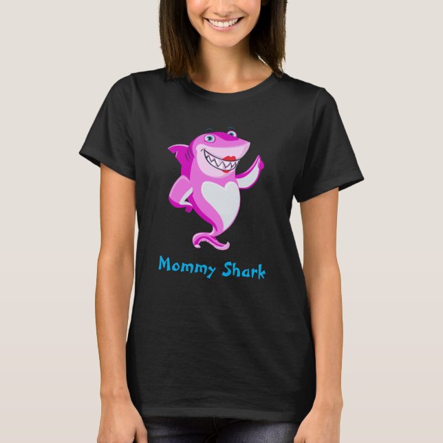 Mamma Shark | Lustig Personlig T Shirt (Framsida)