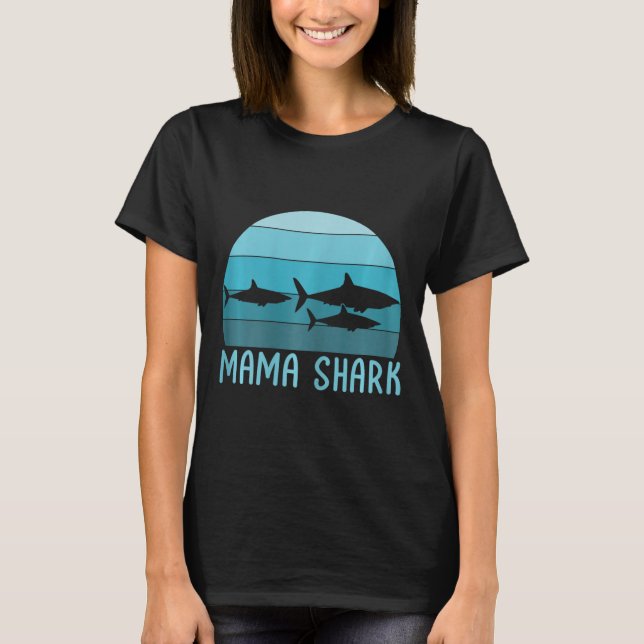 Mamma Shark Mamma 2 Mors dag T Shirt (Framsida)