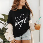 Mamma Simple Modern Script Typography Heart T Shirt<br><div class="desc">Mamma Simple Modern Script Typography Heart Women's Mode T-Shirt Top har texten "Mamma" i en roligt med moderna skript typografi accentuerade söta hjärtan. Perfekt som en gåva till mamma för födelsedag,  jul,  Mors dag med mera. Designad av Evco Studio www.zazzle.com/store/evcostudio</div>