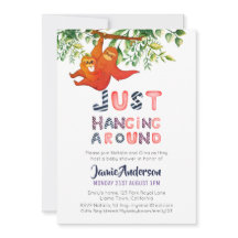 Mamma SLOTH som just rör sig runt Blå Pojke