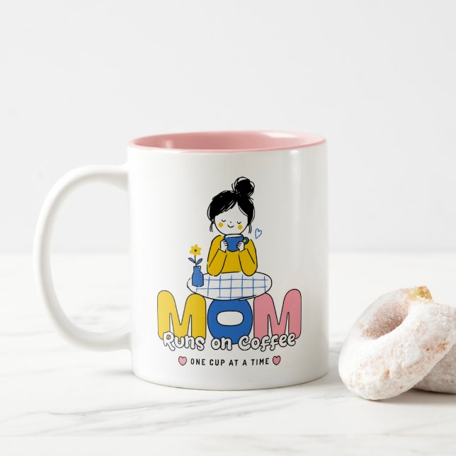 Mamma springer på kaffe Söt Retro Två-Tonad Mugg (Med munk)