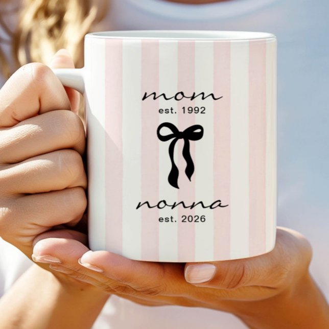 Mamma till Nonna Est Mugg med rosett (Skapare uppladdad)