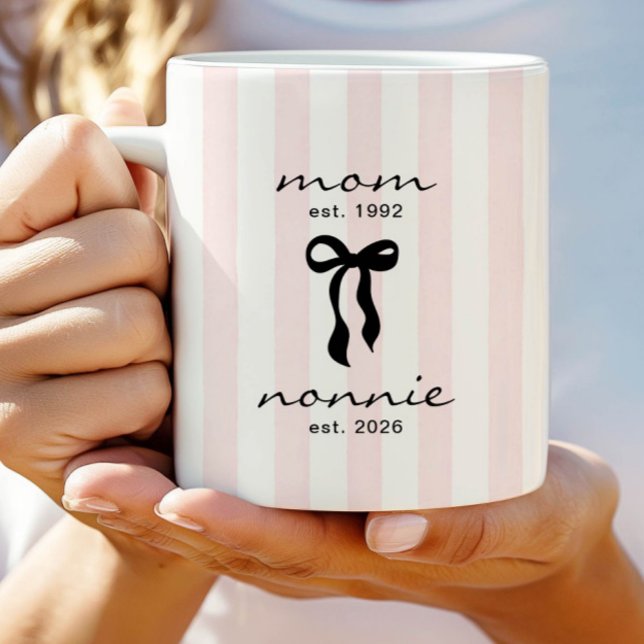 Mamma till Nonnie mugg med rosett (Skapare uppladdad)