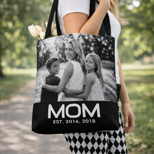 Mamma Upprättade Djärvt Svart Foto Tygkasse