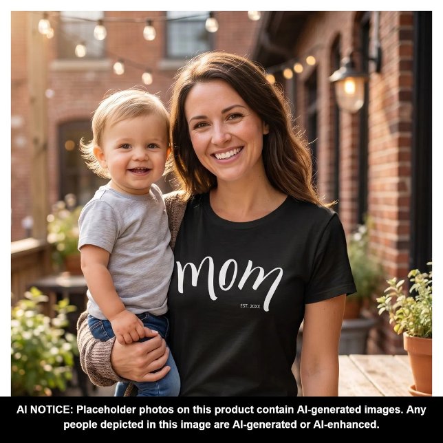 Mamma Upprättade Skript Minimalist År Ny Mamma T Shirt (Skapare uppladdad)