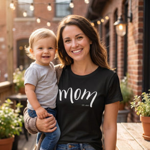 Mamma Upprättade Skript Minimalist År Ny Mamma T Shirt