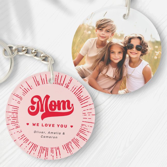 Mamma vi kärlek, du fotohjärtan rosa röd mors dag (Mom we love you photo hearts pink red mothers day keychain)