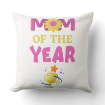 Mamma vid årets kudde