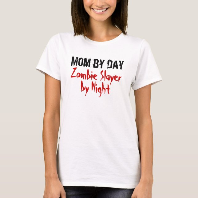 Mamma vid dag. ZombieSlayer vid nattdamT-tröja Tee Shirt (Framsida)