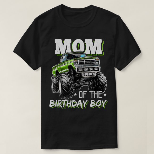 Mamma vid födelsedagspojken Monster Lastbil födels T Shirt (Design framsida)