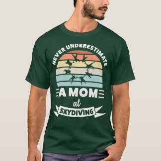 Mamma vid Skydiving Funny Gift Maka Mamma T Shirt