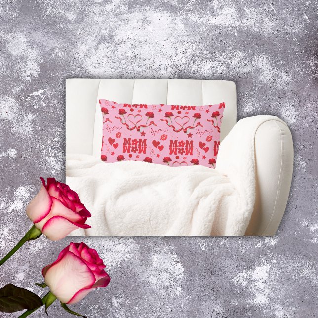 MAMMA/WOW: Kärlek Brev i Röda på rosa | Lumbarkudde (Skapare uppladdad)