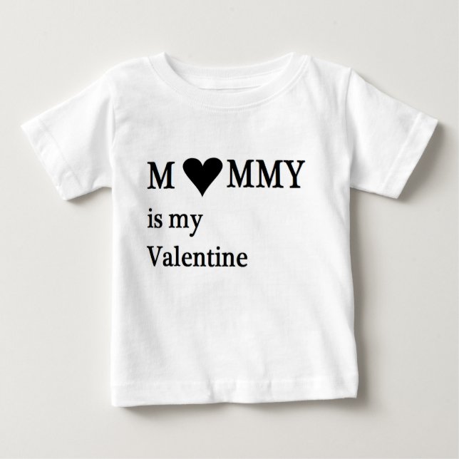 Mamman är mitt valentinbabyspädbarn t shirt (Framsida)