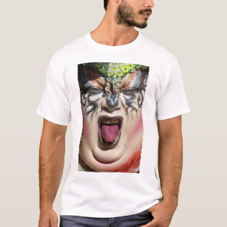 Mamman behöver en Trashy drink Tee