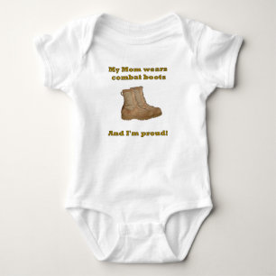 Mamman ha på sig stridkängor t shirt