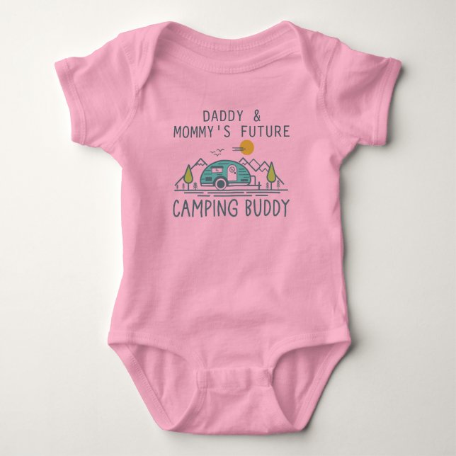 Mammas framtida campingkompis söta lilla husvagn t shirt (Framsida)