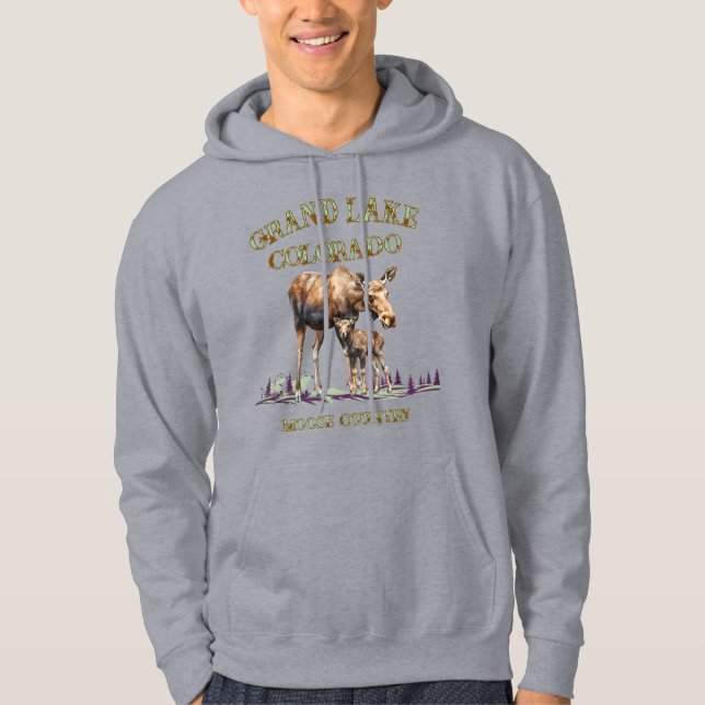 Mammor och kalv Älgspår i barrskog  Hoodie (Framsida)