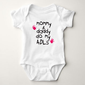 Mammor & pappan gör min bebis för ADLs rosa T Shirt
