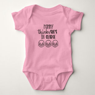 Mammor tror att hon är ansvarig t shirt